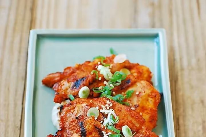 Gà nướng cay chuẩn vị Hàn Quốc cả nhà thích mê