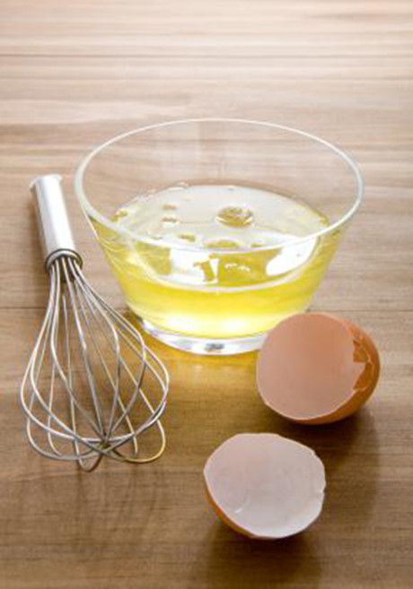 Để có làn da đẹp miễn chê bạn gái không thể bỏ qua 4 loại mặt nạ từ trứng gà - Ảnh 7 De co lan da dep mien che ban gai khong the bo qua 4 loai mat na tu trung ga - Anh 7