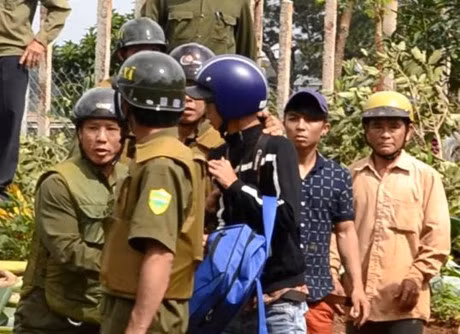 Nhung vu phong vien, nha bao bi hanh hung nam 2016 - Anh 8