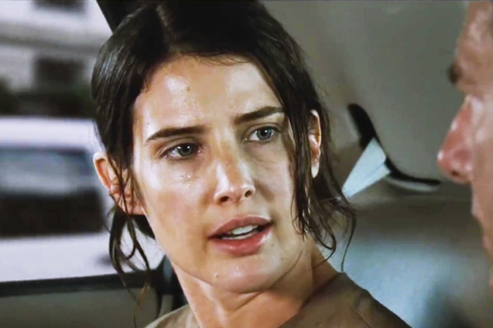 Một Cobie Smulders xinh đẹp nhưng không kém phần cá tính, bụi bặm trong "Jack Reacher: Never go back"