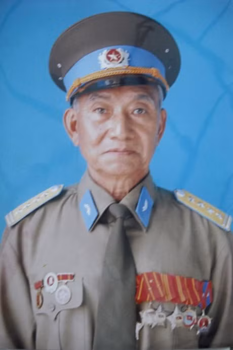 Nguoi lai chuyen co dua Fidel Castro tham vung giai phong mien Nam - Anh 2