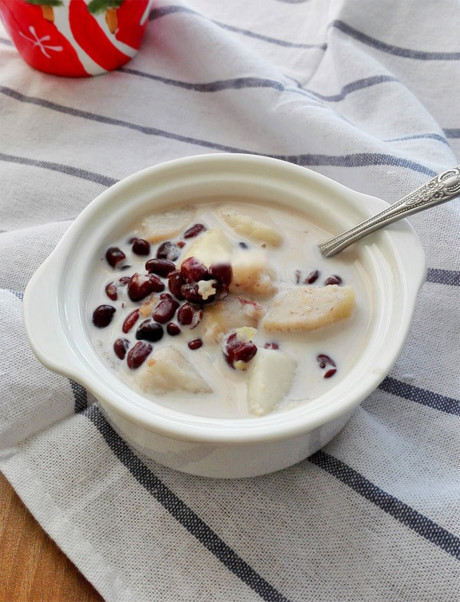 Chè khoai môn đậu đỏ nóng hổi ăn ngày đông lạnh giá - Ảnh 1 Che khoai mon dau do nong hoi an ngay dong lanh gia - Anh 1