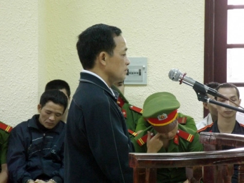 "Cậu Thủy" thú nhận toàn bộ hành vi lừa đảo vụ tìm mộ liệt sỹ ảnh 5 "Cậu Thủy" thú nhận toàn bộ hành vi lừa đảo vụ tìm mộ liệt sỹ ảnh 5