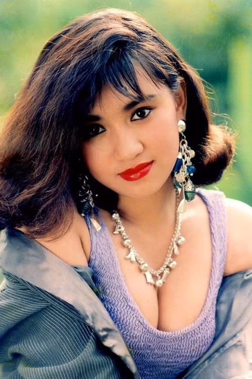 Y Phụng, Diễm Huwowgn, Việt Trinh, sóng gió tình trường