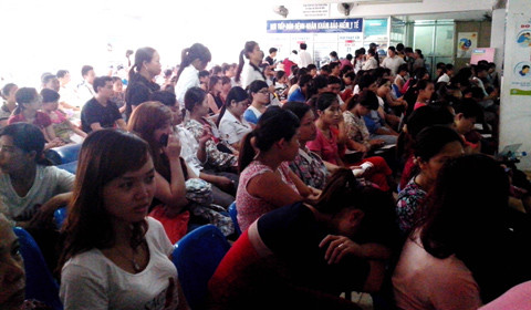 quá tải bệnh viện, xây mới bệnh viện, Bạch Mai, Việt Đức, bệnh nhân Các bệnh viện tuyến trên đang ở trong tình trạng quá tải trầm trọng, cơ sở vật chất xuống cấp, chất lượng khám chữa bệnh không đảm bảo khiến người bệnh than phiền