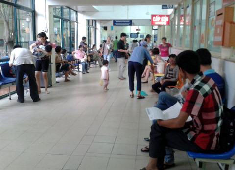 sai lầm, bệnh viện Nhi TƯ, bố mẹ, con cái sai lầm, bệnh viện Nhi TƯ, bố mẹ, con cái