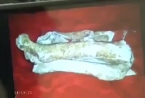 Thu Uyên, trở về ký ức, Bích Hằng, ngoại cảm, lừa bịp, tìm mộ, liệt sỹ, hài cốt