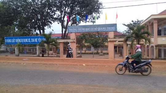  Trường THCS Quang Trung, nơi xảy ra vụ việc 