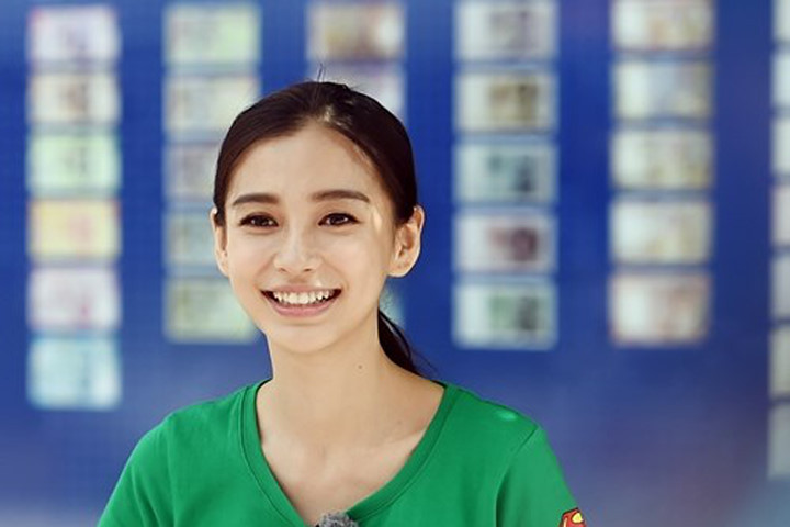 Hành động bất thường của Angelababy và sự thật chuyện có bầu 3 tháng
