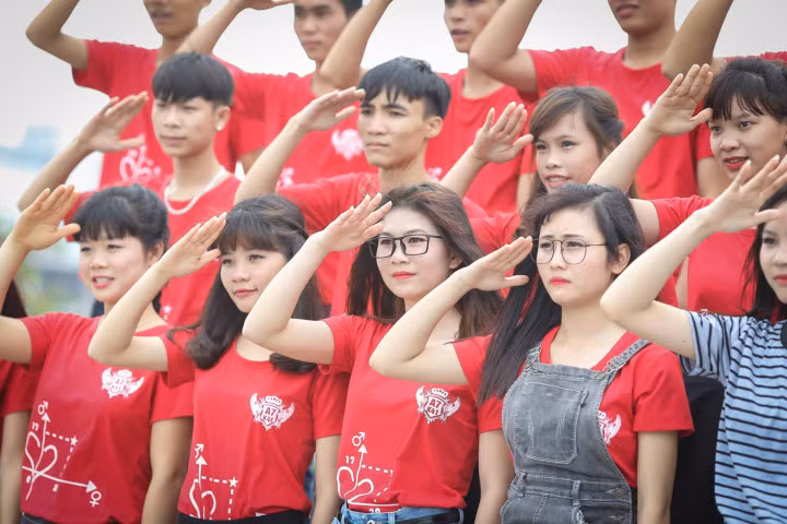 Bộ ảnh kỷ yếu "cực nhắng" của học sinh Bắc Giang