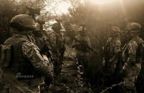 Man nhan trang bi cua 