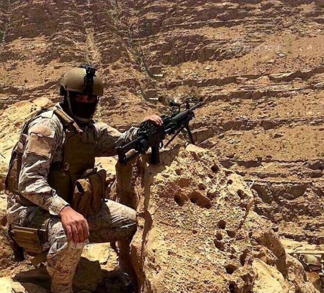 Man nhan trang bi cua 