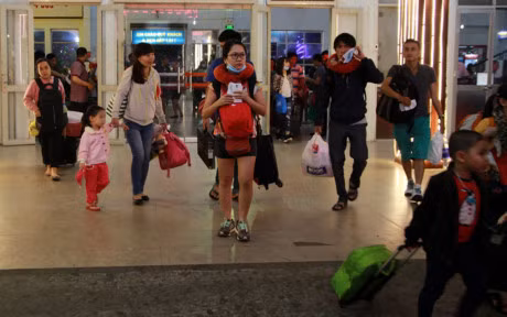 Hinh anh: Ga Sai Gon dong duc hanh khach ngay can Tet - Anh 3