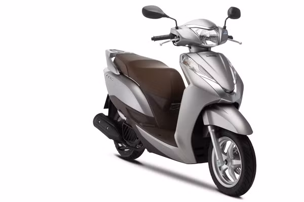 Honda Lead_1_resize.jpg