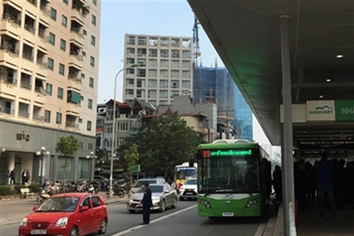 Tuyến BRT vận hành thử nghiệm hôm 17/12. Ảnh: Thu Huyền.