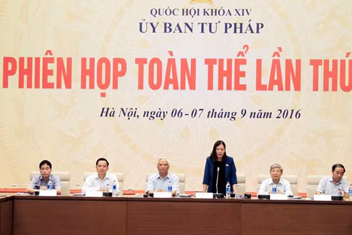 Phiên họp toàn thể lần thứ hai của Ủy ban Tư pháp diễn ra trong 2 ngày 6-7/9
