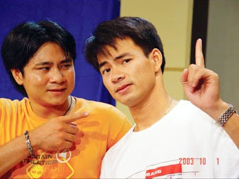 Anh và Xuân Bắc từng là "cặp bài trùng" trong chương trình Gặp nhau cuối tuần được phát sóng trên kênh VTV3. So phong độ các quý ông làng hài Việt ngày ấy - bây giờ