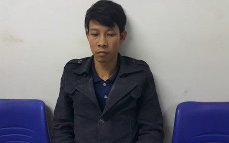Nam thanh niên thuê khách sạn chế thuốc pháo - Ảnh 1 Nam thanh nien thue khach san che thuoc phao - Anh 1
