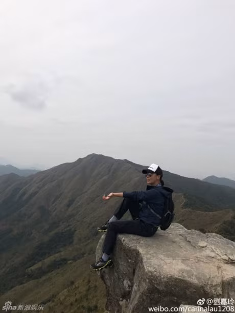 Luu Gia Linh tich cuc khoe mat moc du bi che 