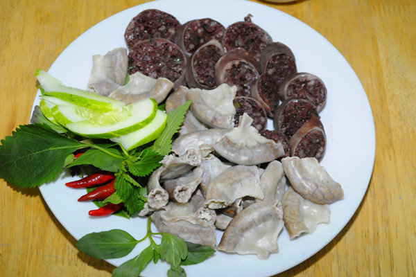 Mẹo sơ chế lòng lợn cực nhanh, sạch và không có mùi hôi ảnh 1 Mẹo sơ chế lòng lợn cực nhanh, sạch và không có mùi hôi ảnh 1