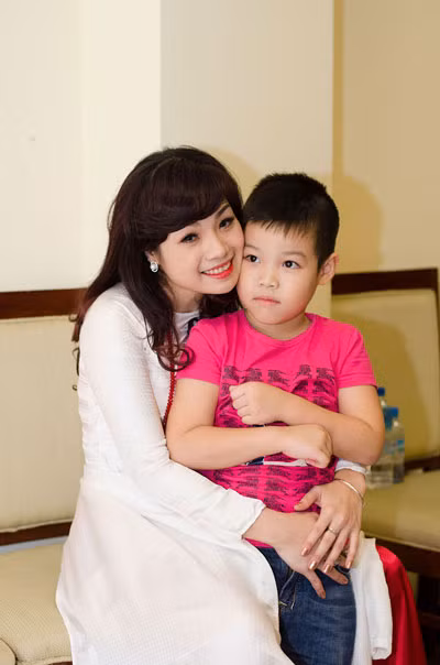 Những sao Việt thầm lặng làm nghề giáo 9