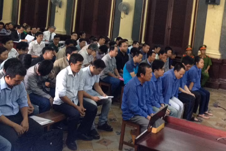 Xét xử đường dây đánh bạc hàng trăm tỉ đồng do người nước ngoài cầm đầu