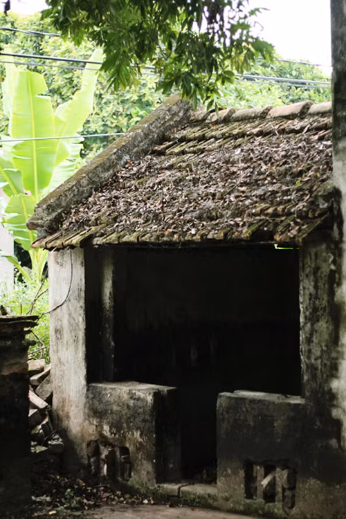 Những câu chuyện kỳ bí quanh ngôi nhà Bá Kiến