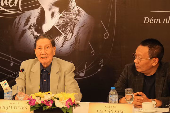 Lý do nhà báo Lại Văn Sâm "xin" được dẫn liveshow của nhạc sĩ Phạm Tuyên?
