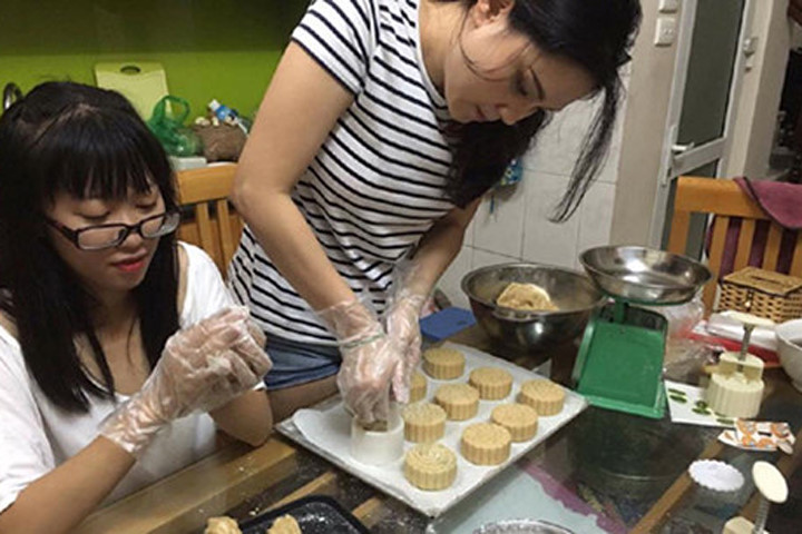Để có bánh Trung thu tự làm đảm bảo, cần chọn nguyên liệu rõ nguồn gốc