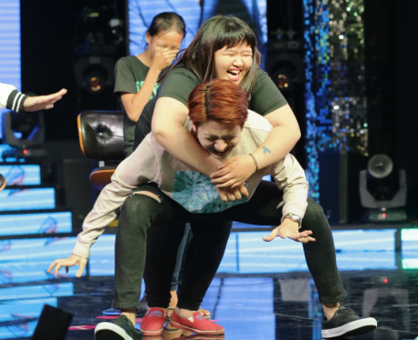Khởi My và Khoi My va