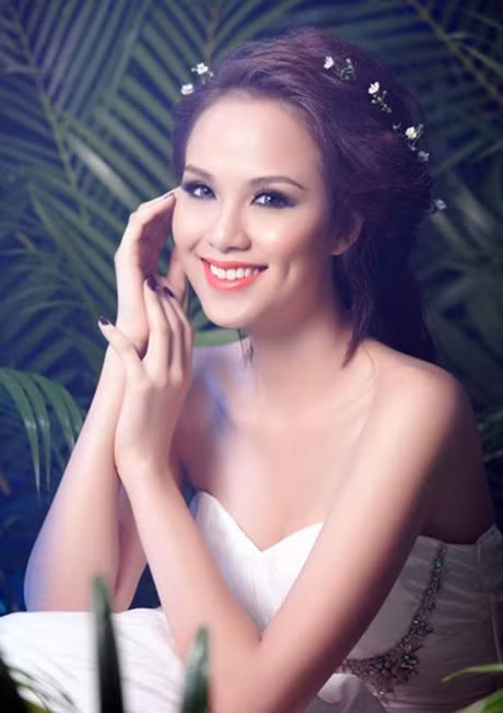 Nhung sao Viet co nu cuoi ma lum ngot nhu keo - Anh 4