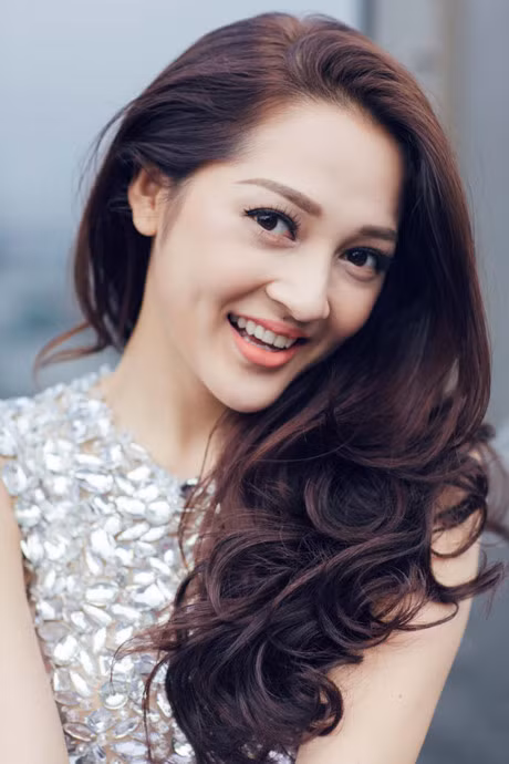 Nhung sao Viet co nu cuoi ma lum ngot nhu keo - Anh 3