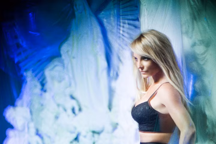 Britney Spears đoạn tuyệt với con người ngông cuồng, sa đọa của quá khứ