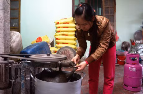 Lang banh gai tien vua tat bat ngay giap Tet - Anh 3