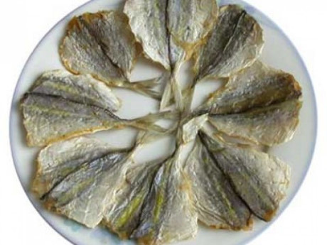 5 KHÔNG bà nội trợ cần nhớ khi mua cá chỉ vàng khô để không lo hớ - Ảnh 3 5 KHONG ba noi tro can nho khi mua ca chi vang kho de khong lo ho - Anh 3