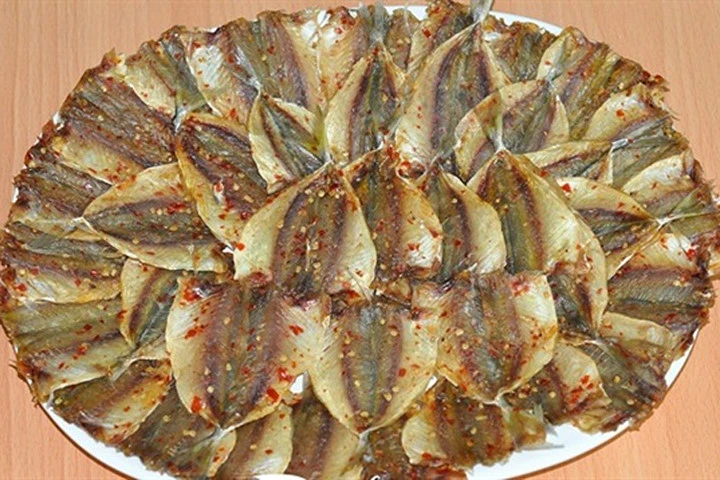 5 KHÔNG bà nội trợ cần nhớ khi mua cá chỉ vàng khô