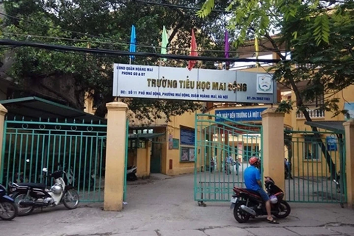 Trường Tiểu học Mai Động, nơi xảy ra vụ việc.