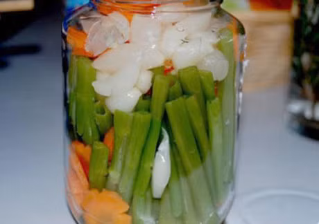 Cach lam rau muong chua gion ngot chong ngan cho ca nha - Anh 4