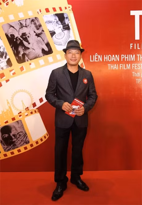 Dien vien Huynh Anh Tuan lan dau khoe vo moi cuoi - Anh 10