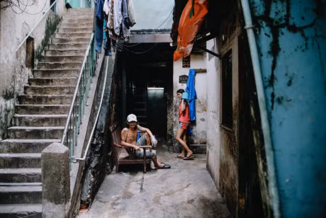 Con hem duy nhat co nguoi sinh song o pho di bo Nguyen Hue - Anh 15