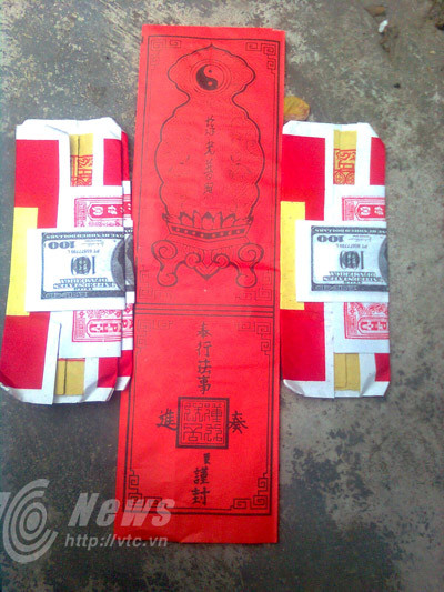 Tấm bùa sư T. bảo PV đốt Tấm bùa sư T. bảo PV đốt