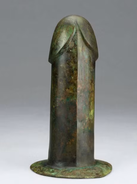 Kinh ngac khi phat hien duong vat gia trong lang mo co Trung Quoc - Anh 2