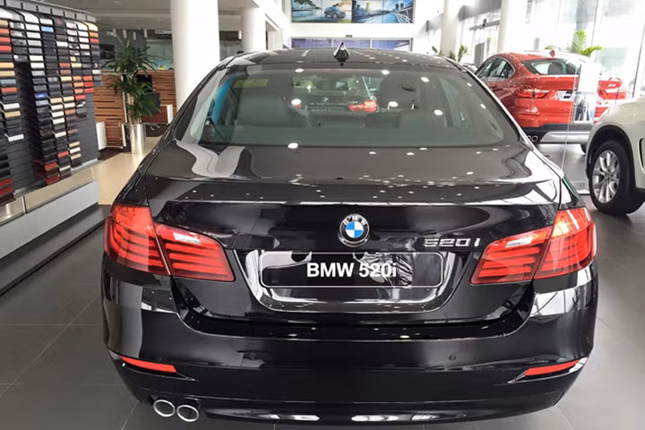 Phát hiện sai phạm trong nhập khẩu xe sang BMW