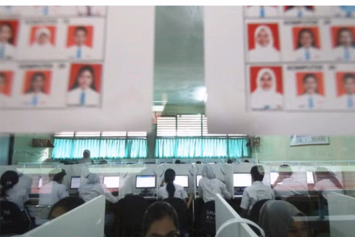 Indonesia bỏ kỳ thi quốc gia