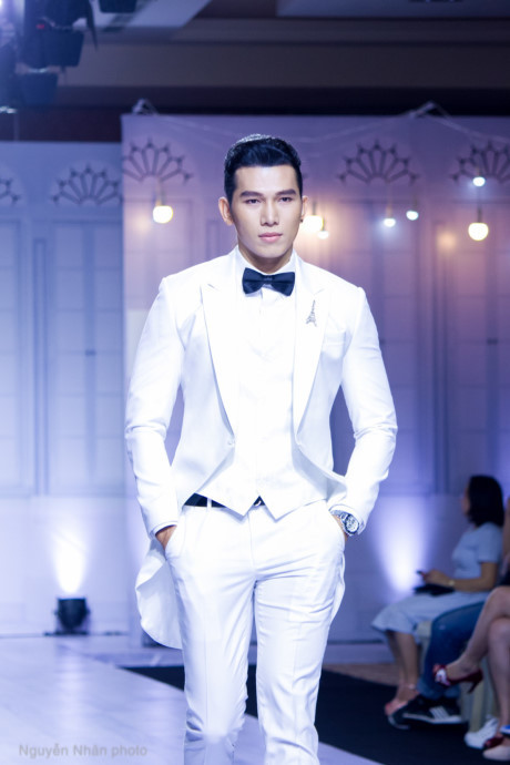 Ngọc Tình vào vai chú rể của á hậu Lệ Hằng - Ảnh 1 Ngoc Tinh vao vai chu re cua a hau Le Hang - Anh 1