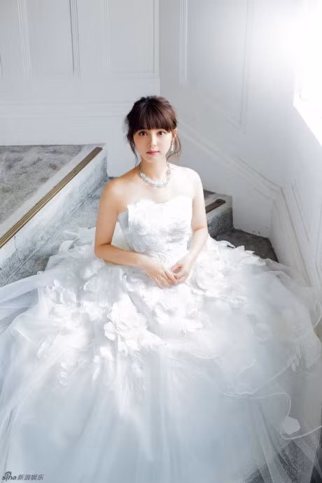 Giai nhan dep nhat Nhat Ban ngot ngao trong vay cuoi - Anh 8