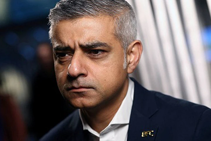 Thị trưởng London Sadiq Khan phản đối việc trải thảm đỏ đón tiếp Tổng thống Mỹ Donald Trump. Ảnh: RT