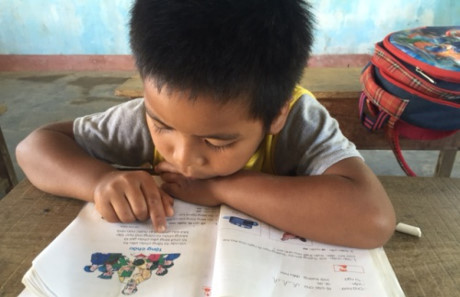 Lớp có 5 học sinh giữa rừng Tây Nguyên - Ảnh 4 Lop co 5 hoc sinh giua rung Tay Nguyen - Anh 4