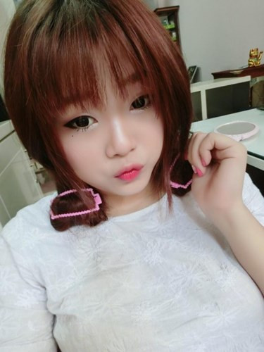 Cô nàng 9X nhịn đói cả tháng vì nghiện mua son - Hình 5 Co nang 9X nhin doi ca thang vi nghien mua son-Hinh-5