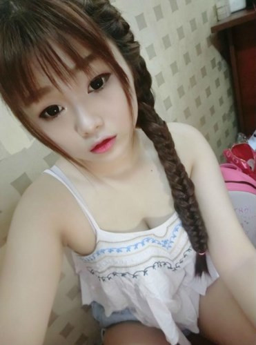 Cô nàng 9X nhịn đói cả tháng vì nghiện mua son - Hình 3 Co nang 9X nhin doi ca thang vi nghien mua son-Hinh-3